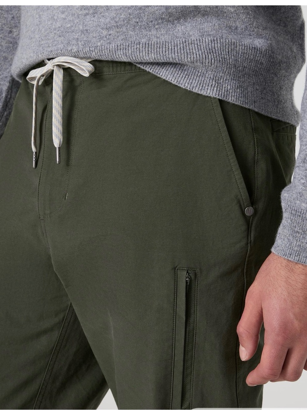 Vuori NEW Men’s Size Large Barren Explorer Pant Classic Fit 30" color kale - Picture 2 of 9